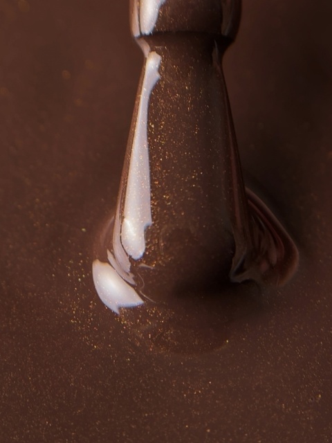 DA'23 GEL POLISH ‘GOLD IN ME, 8 ml – lakier hybrydowy (brąz ze złotymi drobinkami)