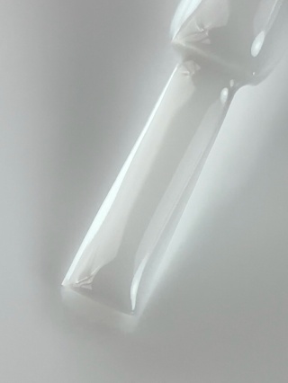 BIBLIOTEKA Bottle gel 03 Veil - mlecznobiały żel do wzmocnienia paznokci, 10 ml