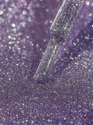 BIBLIOTEKA Cat Eye Gel Polish 31 Scatter, 10 ml - jasny srebrno-fioletowy lakier hybrydowy z efektem „kociego oka"
