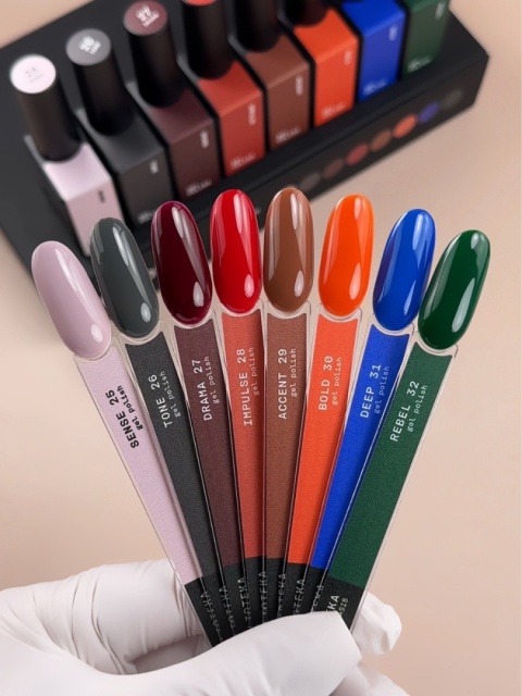 BIBLIOTEKA Gel Polish 30 Bold, 10 ml - lakier hybrydowy (intensywny marchewkowy)