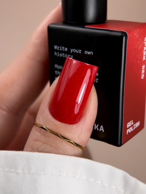 BIBLIOTEKA Gel Polish Spark Red, 10 ml - lakier hybrydowy (czerwień z drobnymi złotymi drobinkami)